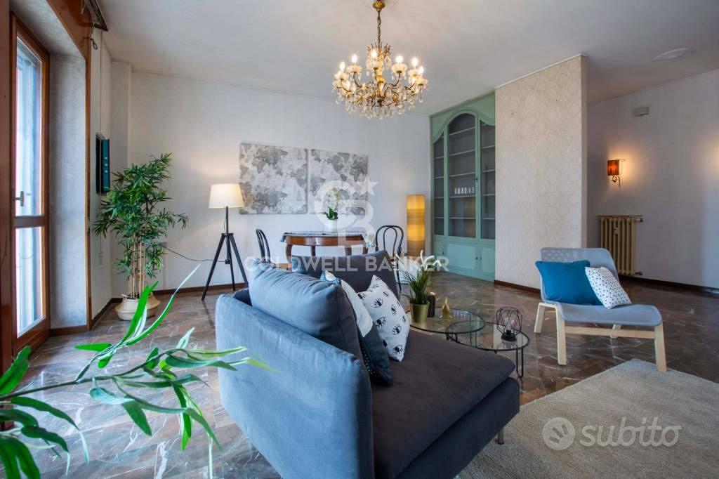 Appartamento di 131 m² con 4 locali a Milano - Vista 4