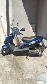 Phantom f12 50cc.  € 750