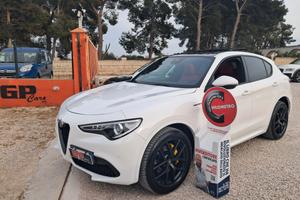 A. R. Stelvio VELOCE-210CV *Q4*TETTO*PELLE*CERCHI2