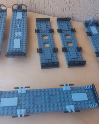 LEGO  6 BASI TRENO / VAGONI NO RUOTE