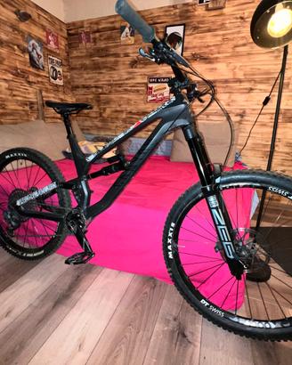 Canyon Torque tg. L CF 7 2021