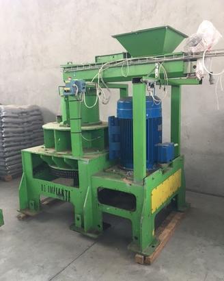 Macchina produzione pellet