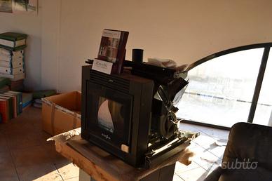 Inserto pellet Ravelli per camino