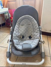 Sdraiata per neonato a dondolo