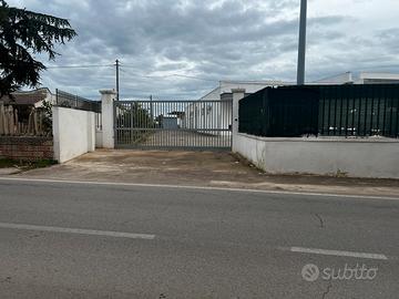 Capannone Artigianale o uso deposito