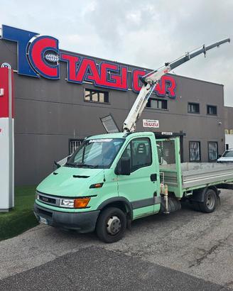 Iveco Daily gru Bonfiglioli e cassone TAGICAR 