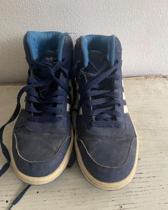 Adidas blu