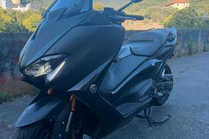 T-Max 560 Tech Max 2020