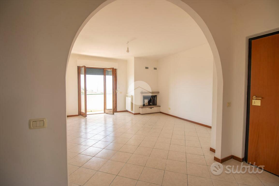 5 LOCALI A CALVI DELL'UMBRIA - Vista 2