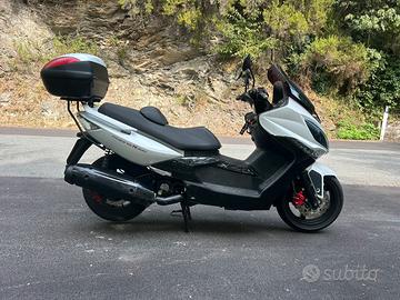 Scooter KYMCO  Xciting