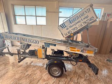 Elevatore montacarichi