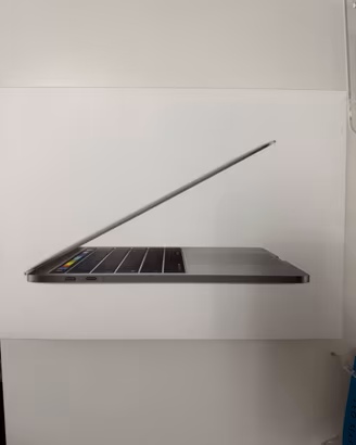 Apple MacBook Pro 13” Retina – Touch Bar