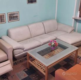 Divano Grande in pelle con penisola