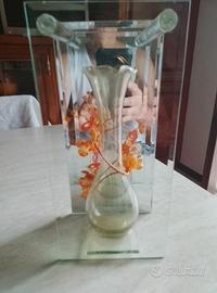 vaso in piccola teca