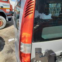 MERCEDES-BENZ VANEO 2002 - FARO POSTERIORE SINISTR