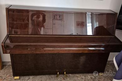 Pianoforte verticale