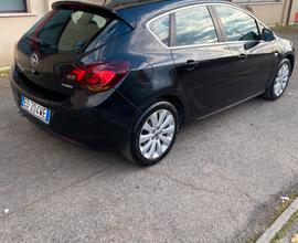 Opel astra j 2011
