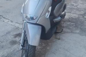 scarabeo 400