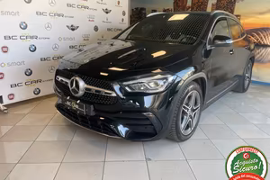 MERCEDES-BENZ GLA 220 d Aut. 4Matic PREMIUM AMG