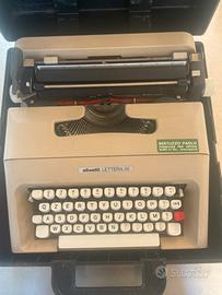 Macchina da scrivere olivetti 35 anni 70’