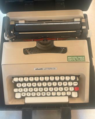 Macchina da scrivere olivetti 35 anni 70’