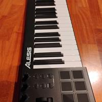 Tastiera Midi Alesis V61