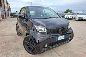 Smart ForTwo 1.0 BENZINA 70 CV BLACK EDITION - 201