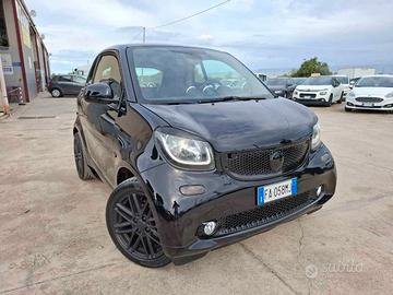 Smart ForTwo 1.0 BENZINA 70 CV BLACK EDITION - 201