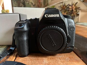 CANON FULL FRAME 5D MARK II + BGCANON+ 50mm