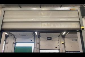 Porta autoportante industriale