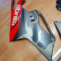 carene dx sx Aprilia RSV 1000 anno 2005