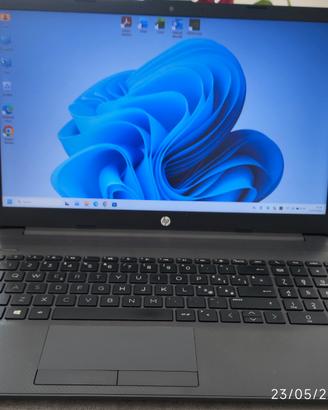 HP Notebook i5 10ª gen, 8GB RAM, GPU dedicata 2GB,