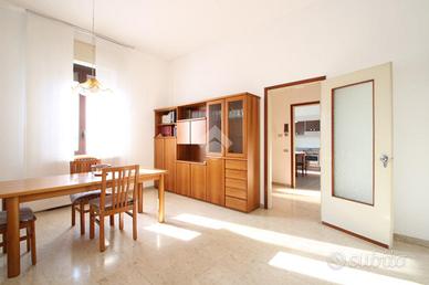 PORZIONE DI BIFAMILIARE A GARBAGNATE MILANESE