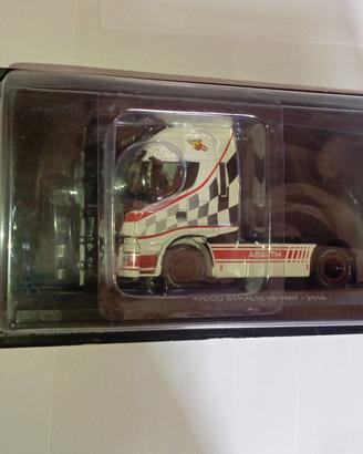 Hachette Iveco Stralis Hi-Way 2016 Abarth 1:43