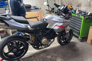 Ducati Multistrada ds 1000 anno 2004