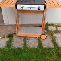 BARBECUE A GAS + CARRELLO IN LEGNO come nuovo