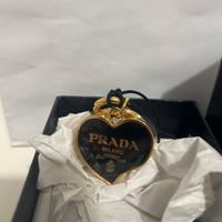 Ciondolo e portachiavi Prada