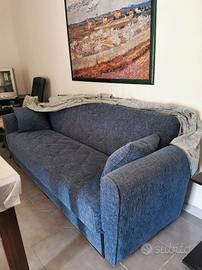 Divano blu tessuto 