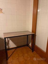 Tavolo da scrivania