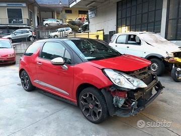 Ricambi Citroen DS3 2011 3 porte rossa 1600cc HDI