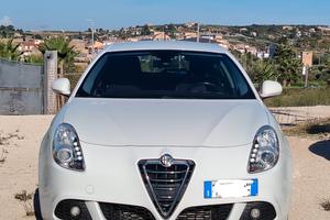 ALFA ROMEO GIULIETTA DISTINCTIVE 1.6 JTDM 2014