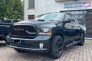 DODGE RAM 1500 SPORT RT CREW CAB 4x4 5.7L V8