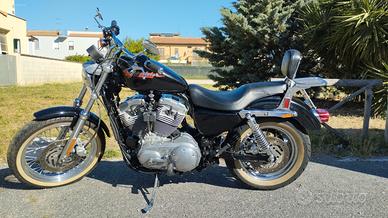 Harley Davidson 883