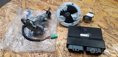 kit serrature completo centralina SUZUKI GSR 750