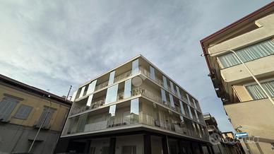 4 LOCALI A FRATTAMAGGIORE