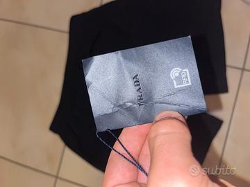 pantaloncini prada