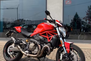DUCATI MONSTER 821 KM 18040+CONSEGNA A DOMICILIO