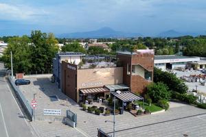 NEGOZIO A PESCHIERA DEL GARDA