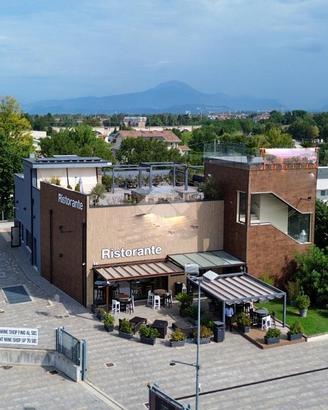 NEGOZIO A PESCHIERA DEL GARDA