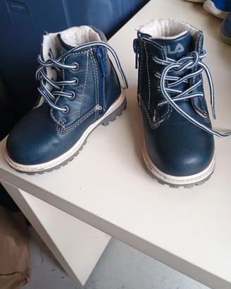 Scarponcini bambino Fila n. 21